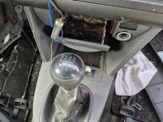 Volkswagen Caddy 1.6 Tdi picture 7