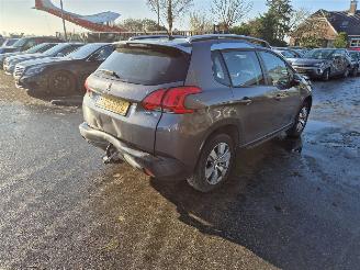 Schadeauto Peugeot 2008 1.2 12v Vti 2016/6