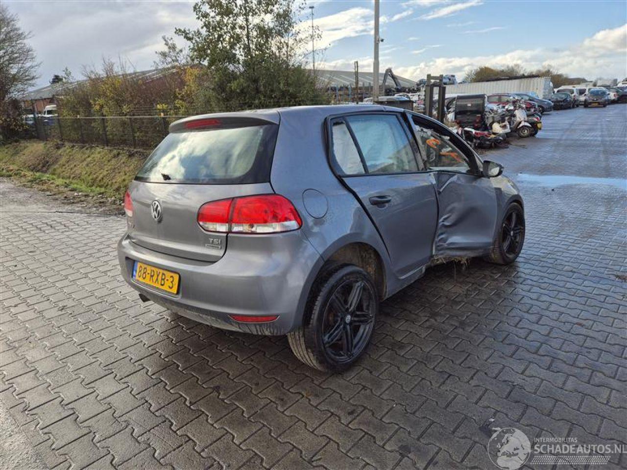 Volkswagen Golf 1.2 TSi