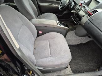 Toyota Prius 1.5 Hybrid picture 11