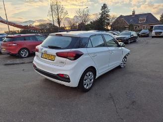 Vaurioauto  passenger cars Hyundai I-20 1.0 T GDi 2019/9