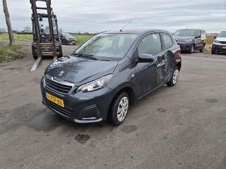 Peugeot 108 1.0 12v picture 3