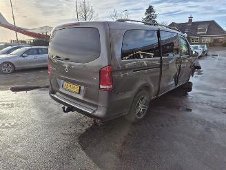 damaged passenger cars Mercedes Vito Tourer 114 CDi 2015/10