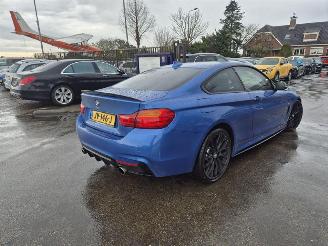 Schadeauto BMW 4-serie 420i Coupe 2016/9