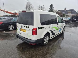 damaged passenger cars Volkswagen Caddy 1.4 TGi 2019/10