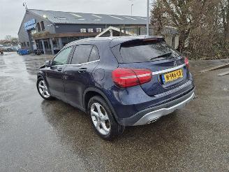 Mercedes GLA 180 picture 2
