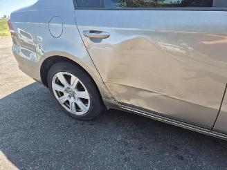 Volkswagen Passat 1.6 TDi picture 6