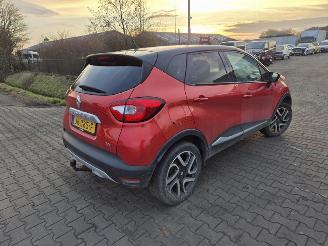 Salvage car Renault Captur 1.2 TCe 2016/5