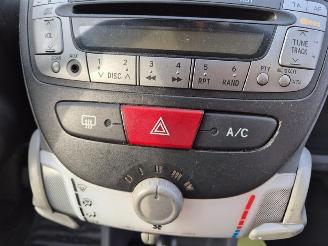 Toyota Aygo 1.0 12v picture 6