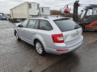 Skoda Octavia Combi 1.4 TSi picture 2