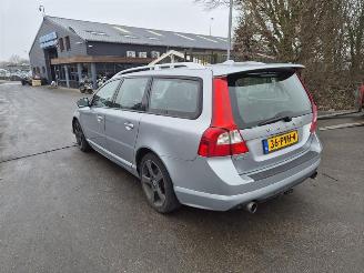 Volvo V-70 2.0 T picture 2