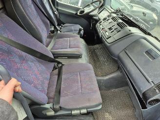 Mercedes Atego 1223L picture 13