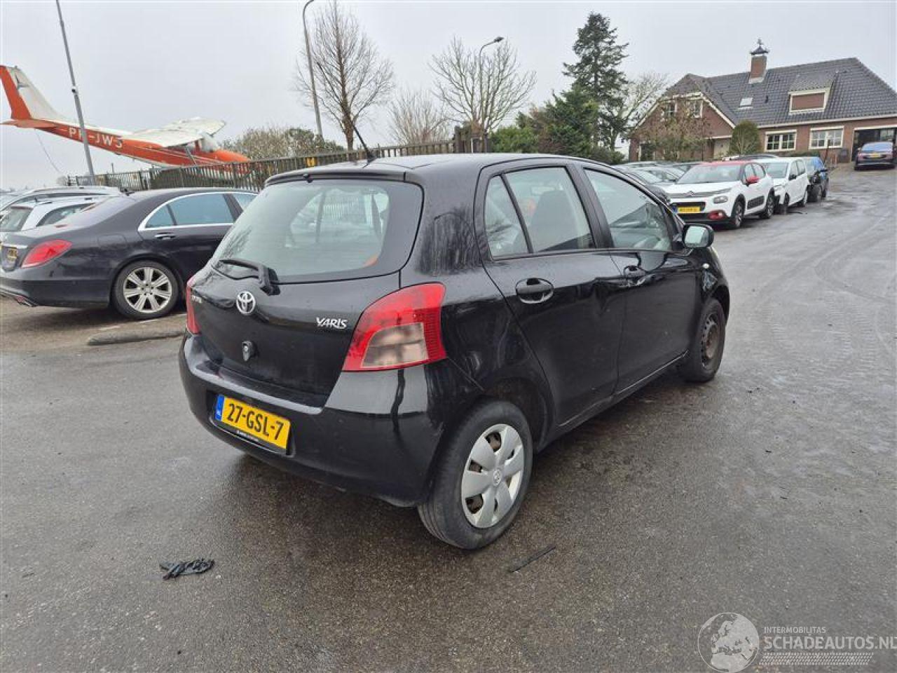 Toyota Yaris 1.0 12v