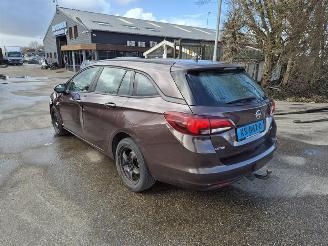 Opel Astra SPORTS TOURER 1.6 CDTi picture 2