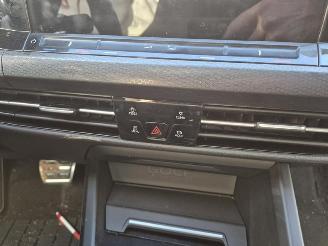 Volkswagen Golf GTE picture 6