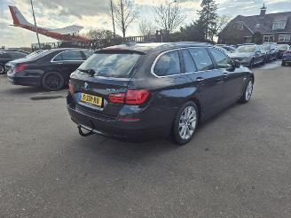krockskadad bil auto BMW 5-serie 528i xDrive Touring 2013/1