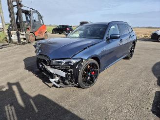 BMW 3-serie 330e Touring picture 3