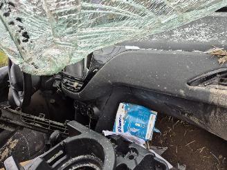 Peugeot 208 1.2 12v picture 6