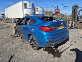 BMW X4 M40i picture 2