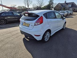 Coche accidentado Ford Fiesta 1.0 EcoBoost 2014/9