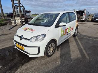 Volkswagen Up! 1.0 MPi picture 3