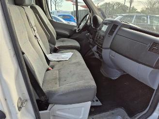 Volkswagen Crafter 2.5 TDi picture 10