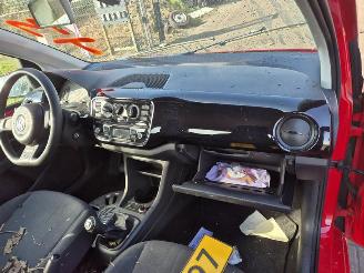 Volkswagen Up! 1.0 picture 6