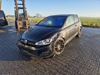 Volkswagen Golf 1.2 TSi picture 3