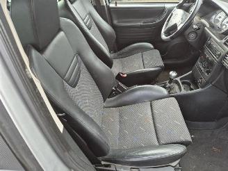 Opel Zafira 2.0 16v Turbo OPC picture 11