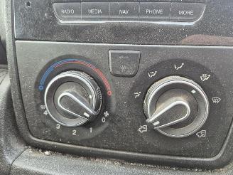 Peugeot Boxer 2.2 HDi picture 11