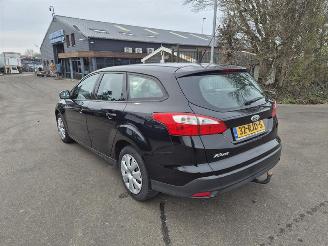 Ford Focus Wagon 1.6 Ti  VCT picture 2