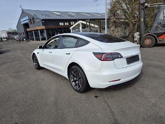 Tesla Model 3 Sedan Long Range AWD picture 2