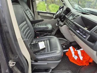 Volkswagen Transporter 2.0 TDi picture 8