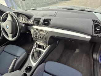 BMW 1-serie 118i picture 5