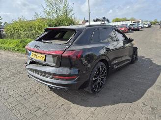 Vrakbiler auto Audi E-tron 50 Quattro 2019/12