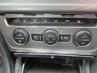 Volkswagen Golf 1.2 TSi picture 6