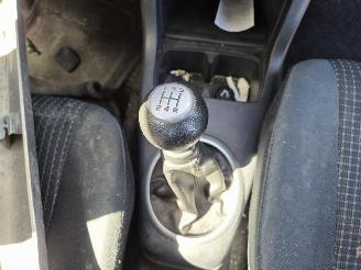 Suzuki Swift 1.3 picture 7