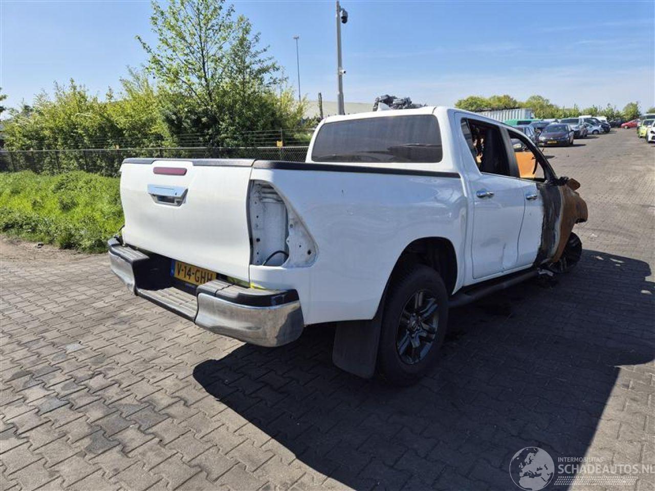 Toyota Hilux 2.4 D4D 4x4