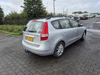 Salvage car Hyundai I-30 Crosswagon 1.4 2010/4