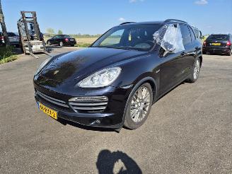 Porsche Cayenne S HYBRID picture 3