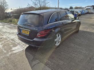 Salvage car Mercedes R-klasse 320 CDi 2008/3