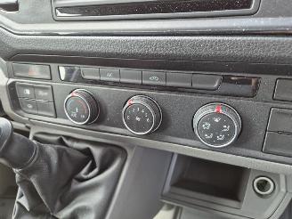 Volkswagen Crafter 2.0 TDi picture 15