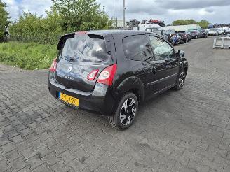 Démontage voiture Renault Twingo 1.2 16v 2014/3