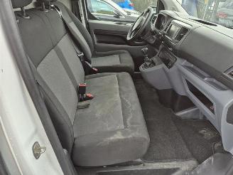 Peugeot Expert 2.0 BlueHDi picture 12