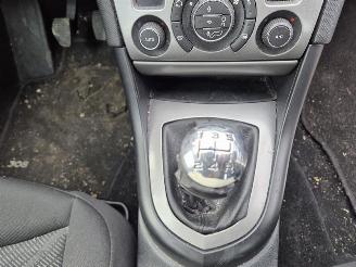 Peugeot 308 SW 1.6 VTi picture 7