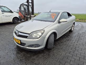Opel Astra TwinTop 1.6 16v picture 3
