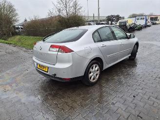 Purkuautot passenger cars Renault Laguna 2.0 2010/2