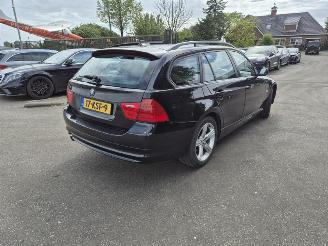 Schadeauto BMW 3-serie 316i Touring 2010/1