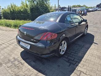 Salvage car Peugeot 307 CC 2.0 16v 2005/3