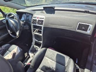 Peugeot 307 CC 2.0 16v picture 5